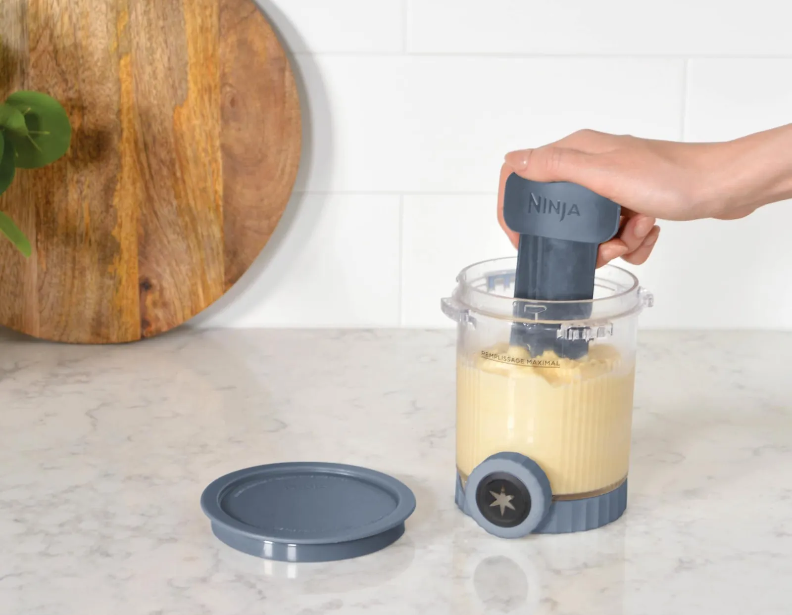 Toppings toevoegen met de toppingschep
